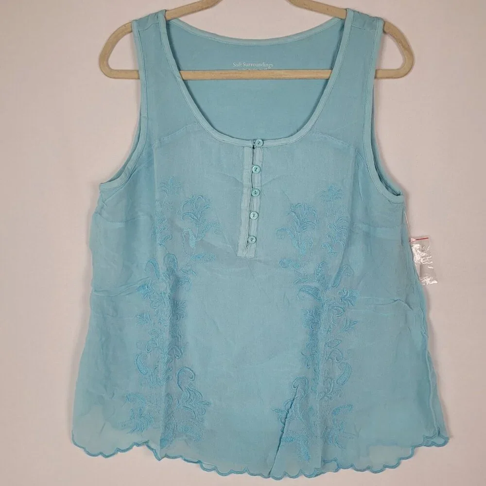 NWT Soft Surroundings Lani Tank Missy Blue Hazel Embroidered Buttons Size Medium